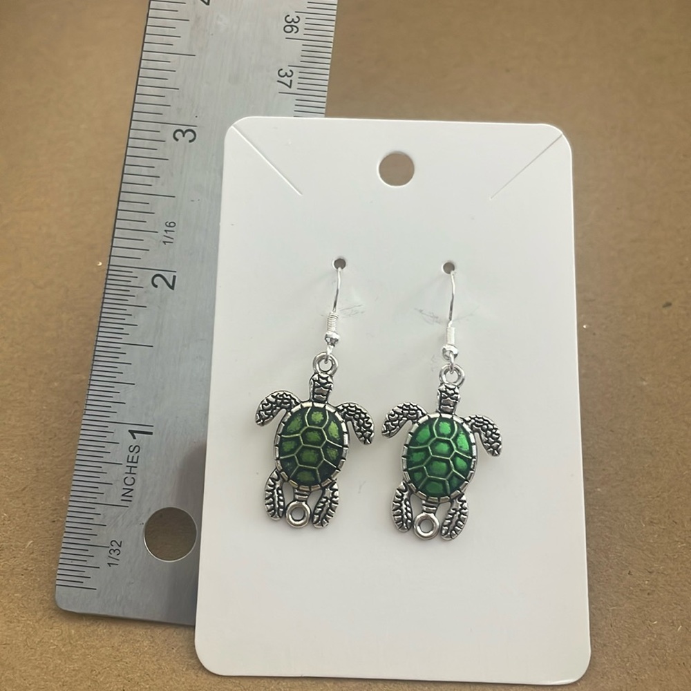 Turtle Earrings silver and green with plastic backings